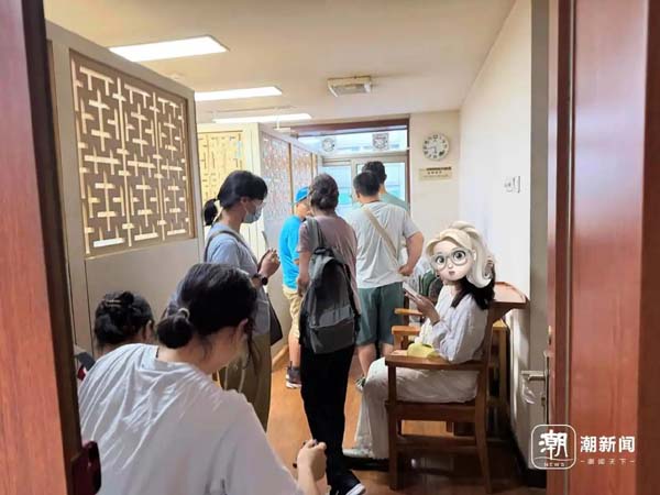 潮声丨大小医院开起了“夜门诊”，你怎么看？