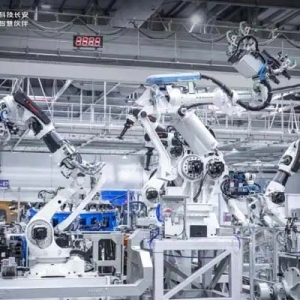 重庆汽车产业“期中答卷”亮眼：产量121.85万辆，全国第三