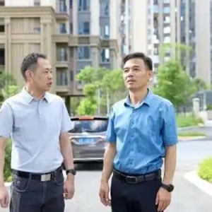 毛志方调研信州区安置房建设及分房等工作情况