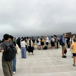 外交部发布中国公民赴日旅游提醒，有旅行团改行程，赴日旅游受影响吗？