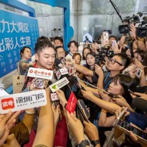 羽球世界冠军王睁茗为十五运会“打CALL”：盼群众走进赛场感受湾区体育与文化交融