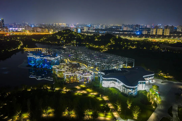 既有烟火气，又有品质感！全域绽放夜间活力，浦东越夜越精彩