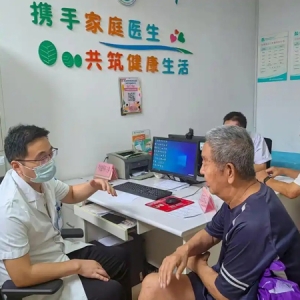 “健康守门人”织密家门口幸福网