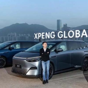 小鹏汽车上半年亏损11.4亿元，卖自家车不如服务大众