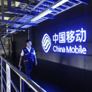 「图集」千台服务器织就数网！贵安新区数据中心巡检维稳