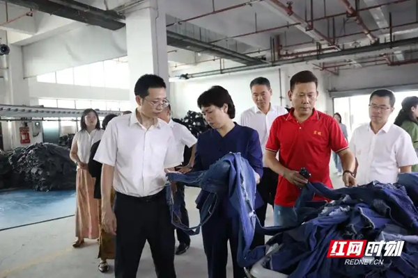 2025年湖南省服装设计大赛宣讲动员走进湘南地区