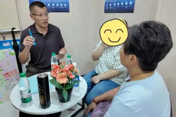 外滩街道丨小站点托起大民生！“15分钟就业服务圈”让职场直通车开进社区