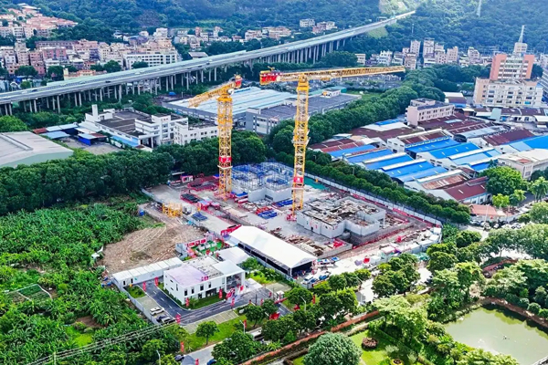 广州南沙大涌安置房项目完成首个模块化箱体吊装