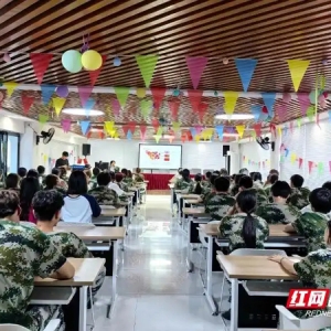 首场“健康知识普及·我行动”主题宣传活动走进衡阳科技职业学院