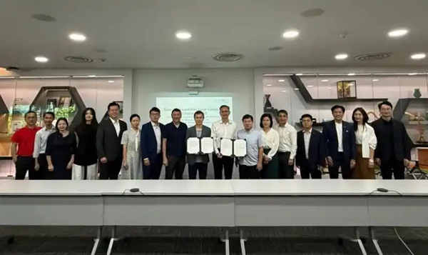 蘑菇车联中标新加坡L4级自动驾驶巴士项目，中国技术出海迈入标准输出新阶段