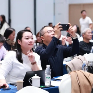 AI背景下，民办中小学教育如何变革与创新？这场长三角协作会交出一份答卷