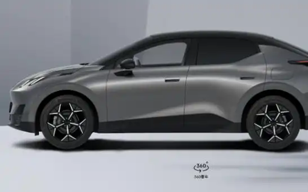 新能源汽车关灯惊魂：“瞎执行”比“听不懂”更致命