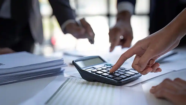 每周债市看点｜弘阳地产呈请聆讯延期至10月5日，启迪环境及子公司累计涉诉金额达40.88亿元